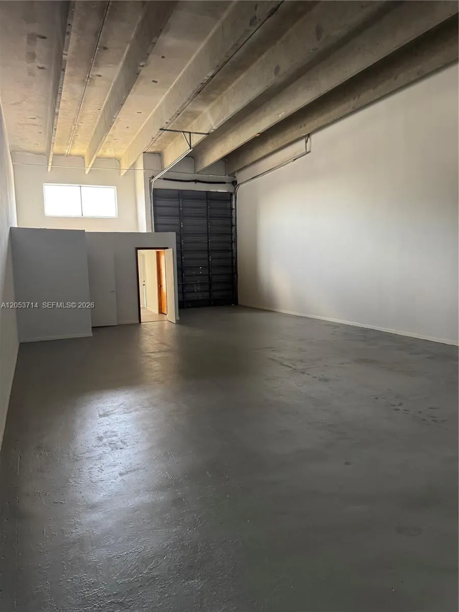 1671 W 38th Place #1406