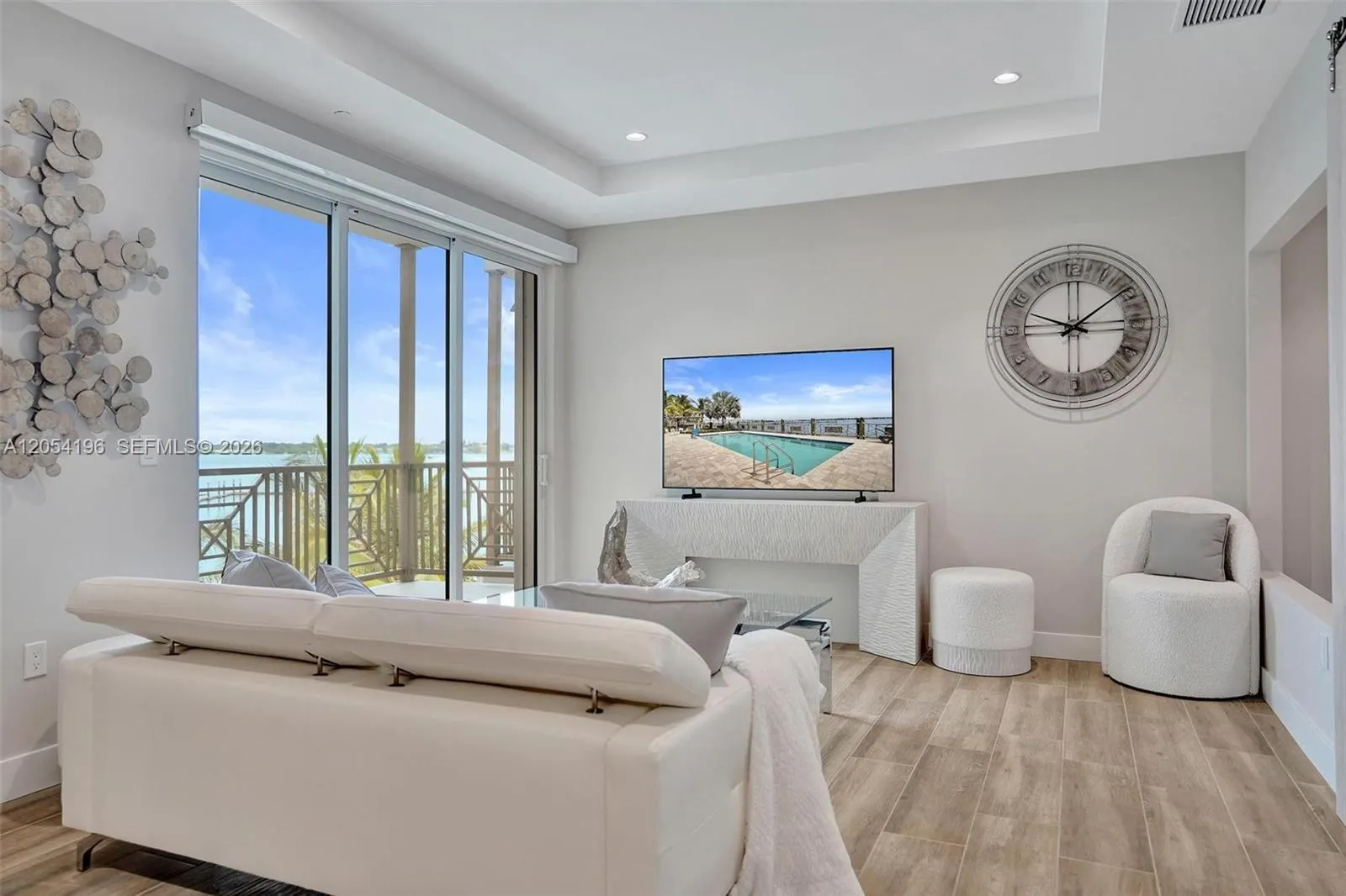 41 SW Seminole Street #209 304 310