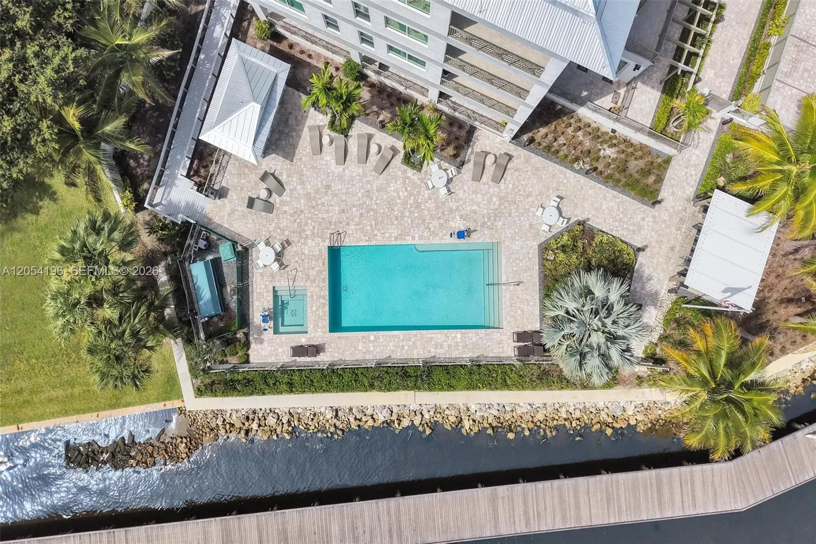 41 SW Seminole Street #209 304 310