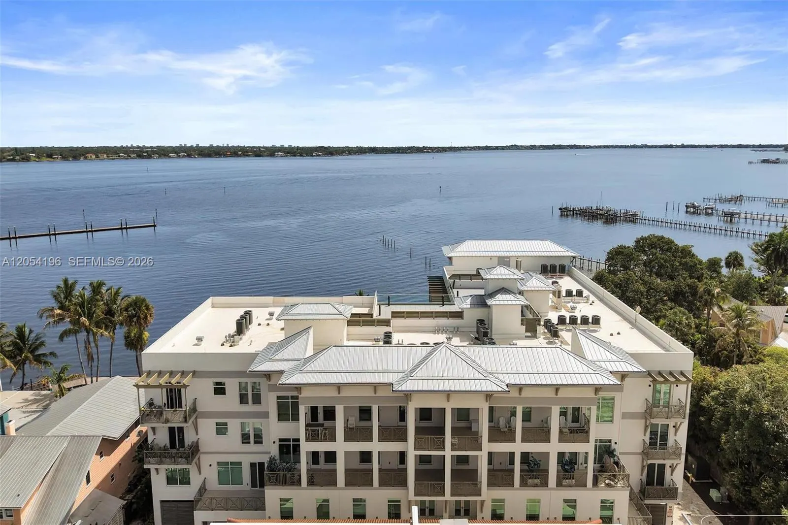 41 SW Seminole Street #209 304 310