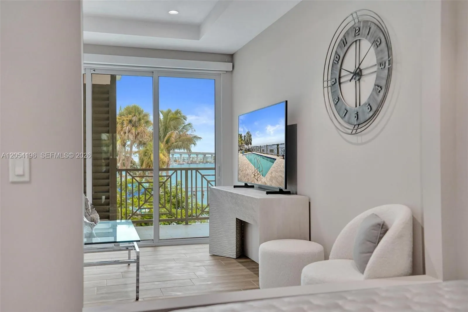 41 SW Seminole Street #209 304 310