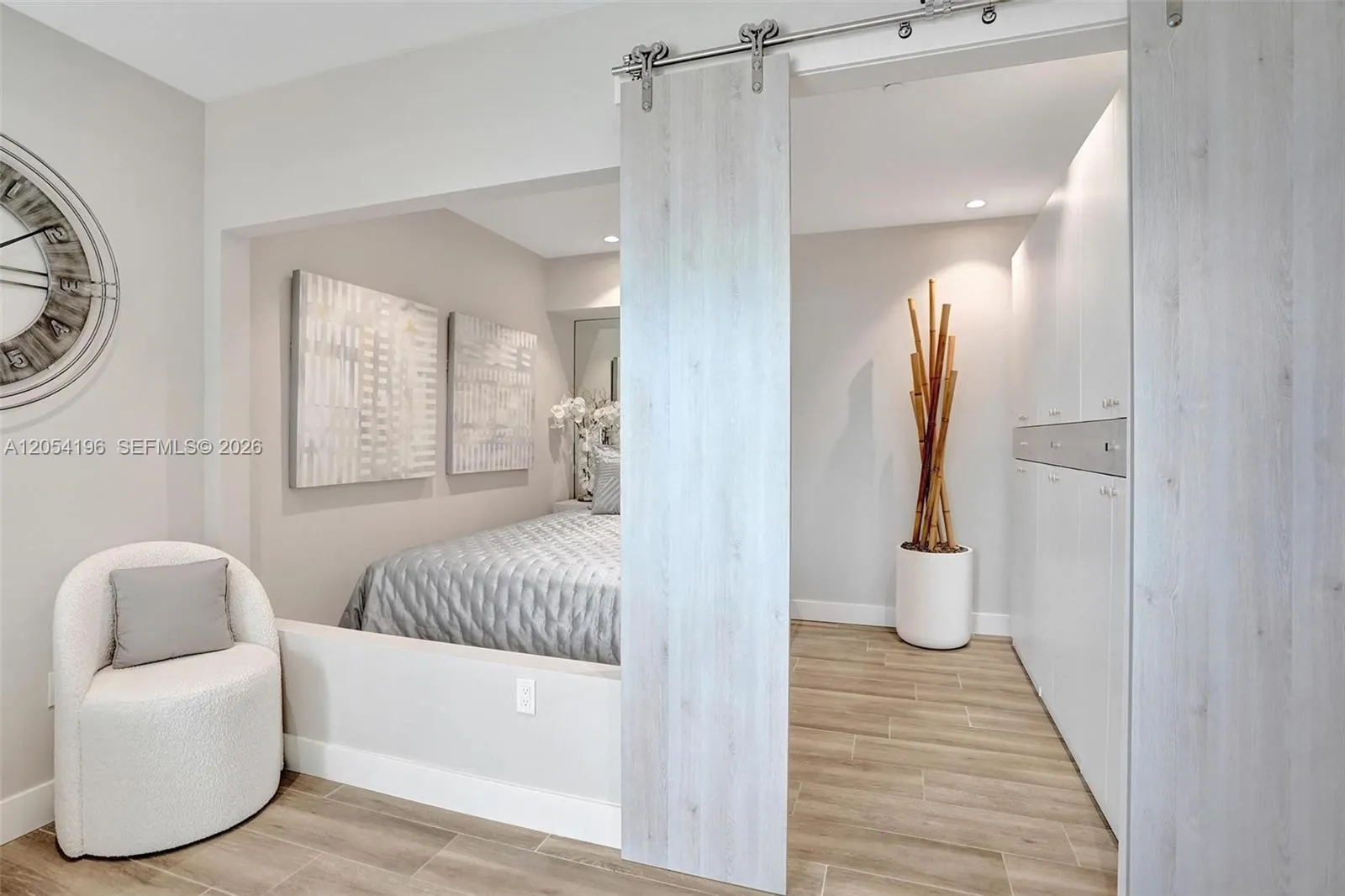 41 SW Seminole Street #209 304 310