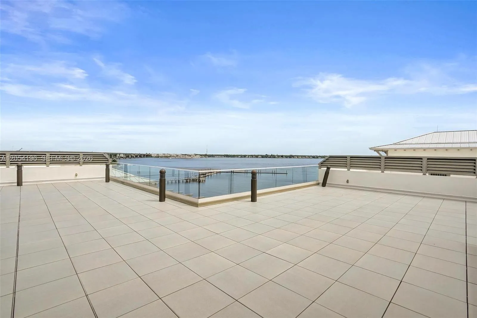 41 SW Seminole Street #209 304 310