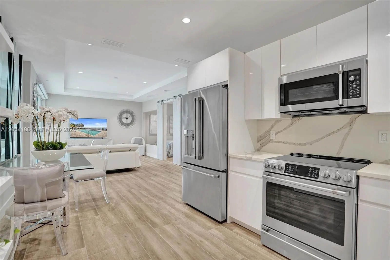 41 SW Seminole Street #209 304 310