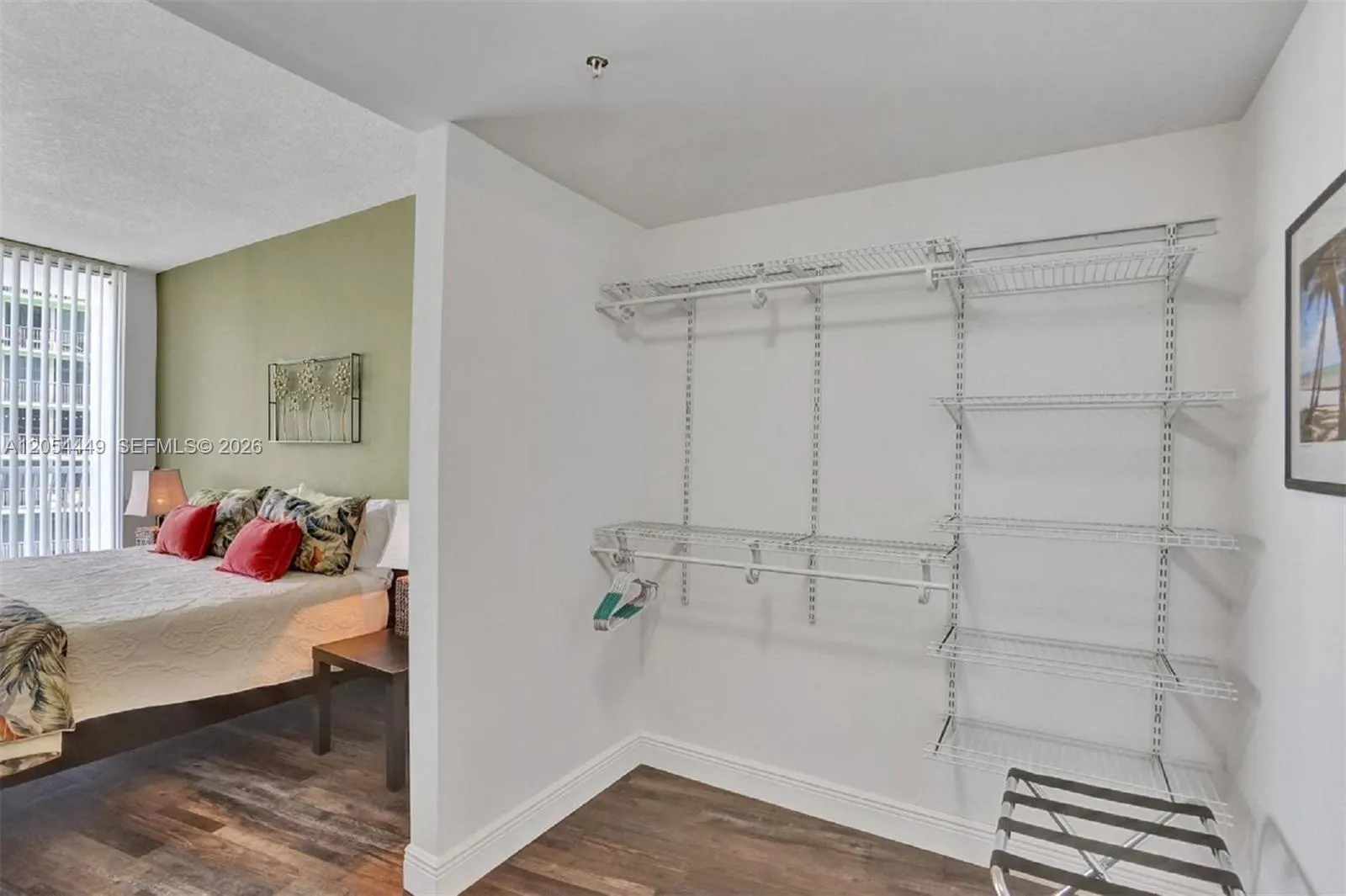 1750 N Bayshore Drive #2911