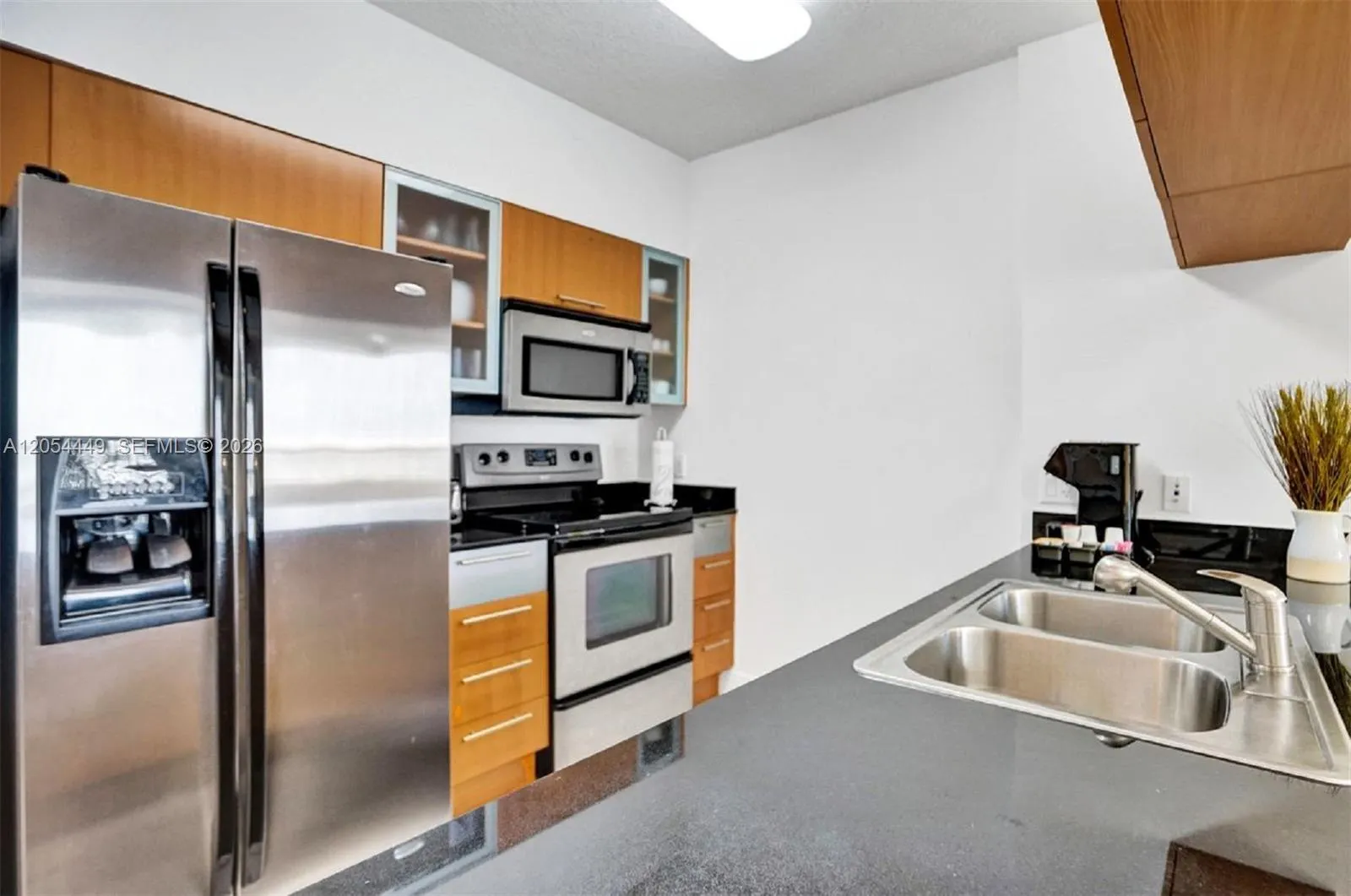 1750 N Bayshore Drive #2911