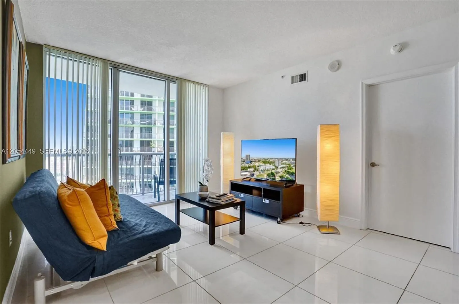 1750 N Bayshore Drive #2911