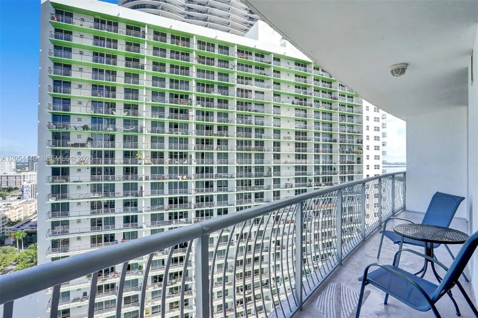 1750 N Bayshore Drive #2911