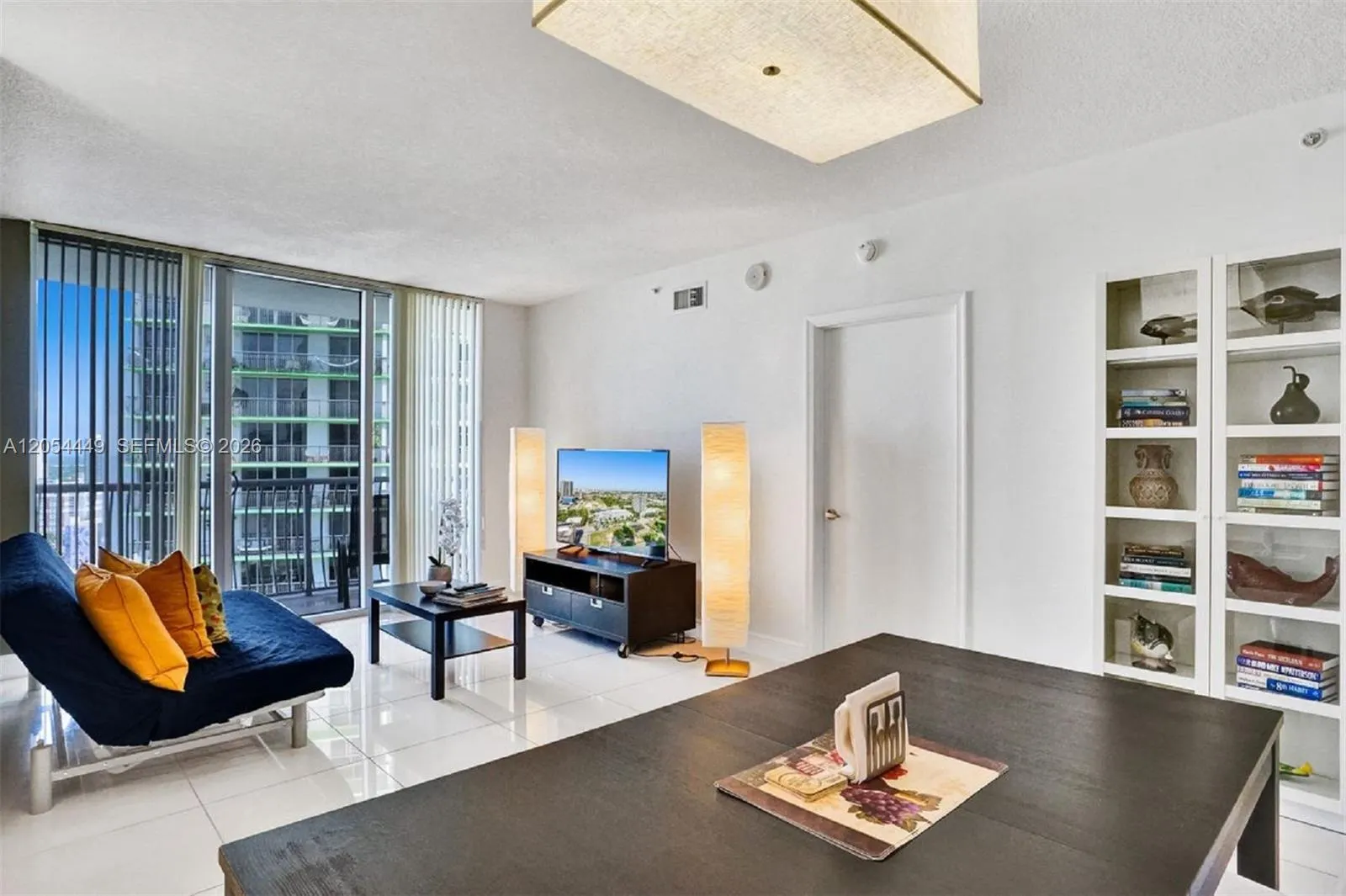 1750 N Bayshore Drive #2911