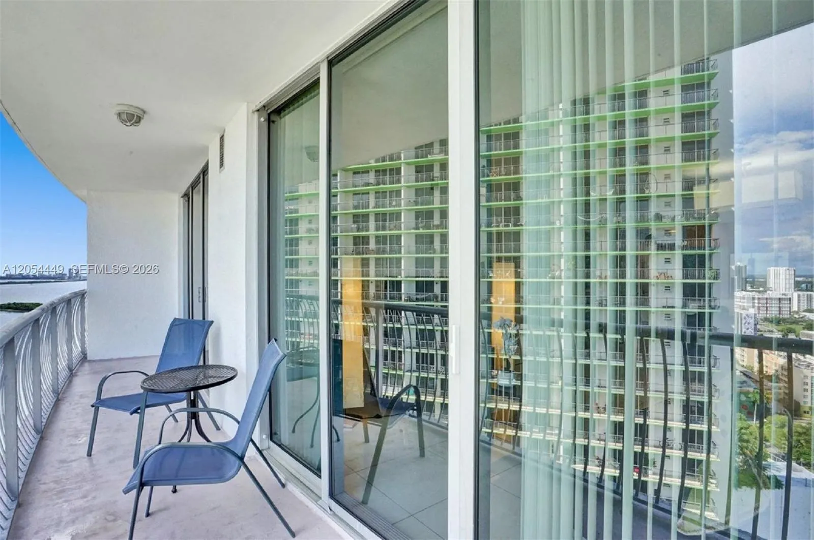 1750 N Bayshore Drive #2911