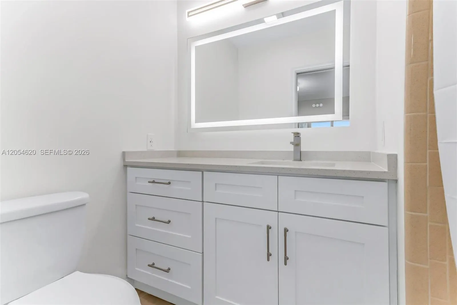 331 SW 8th Street #3F