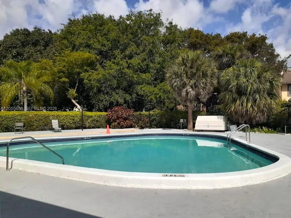 4334 NW 9th Avenue #9-1B