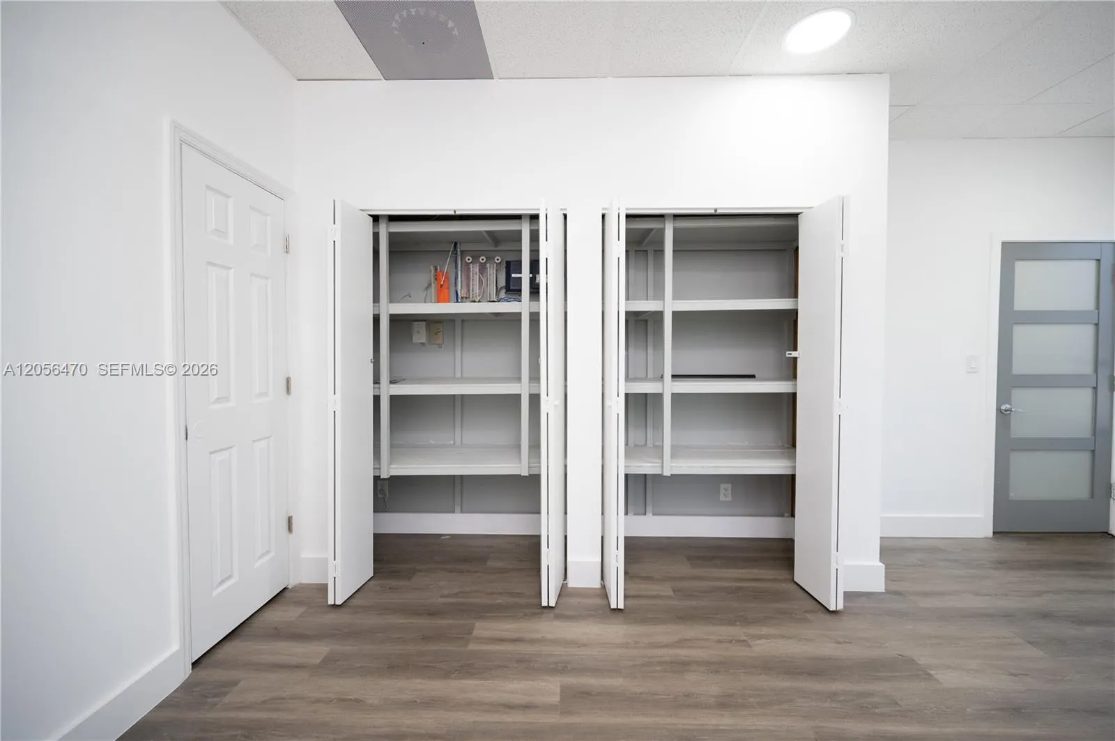 1100 S Powerline Road #1120