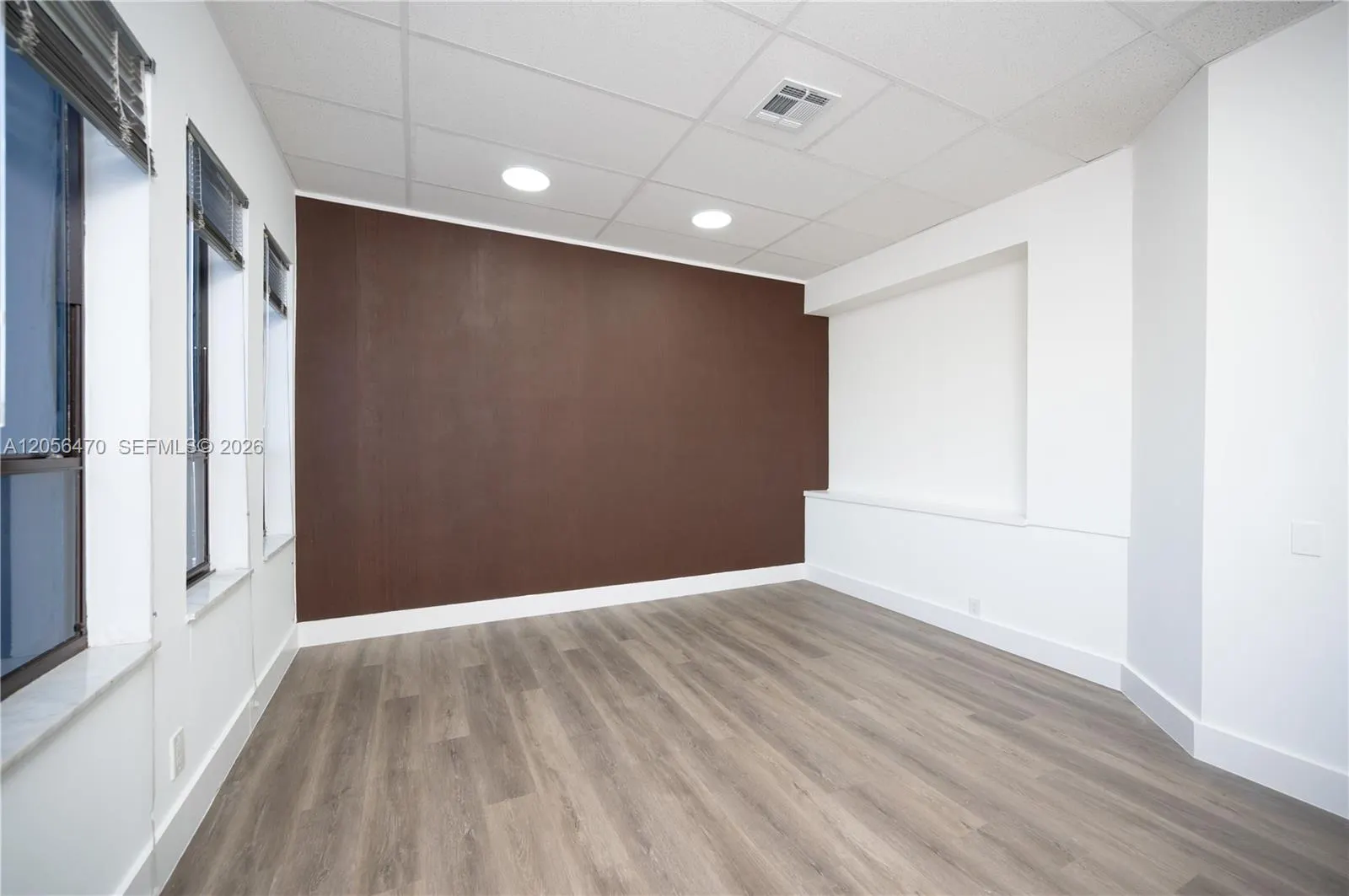 1100 S Powerline Road #1120