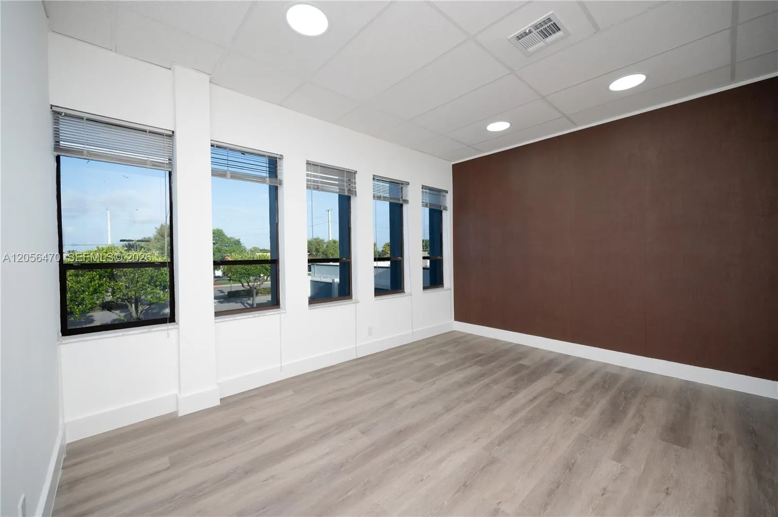 1100 S Powerline Road #1120
