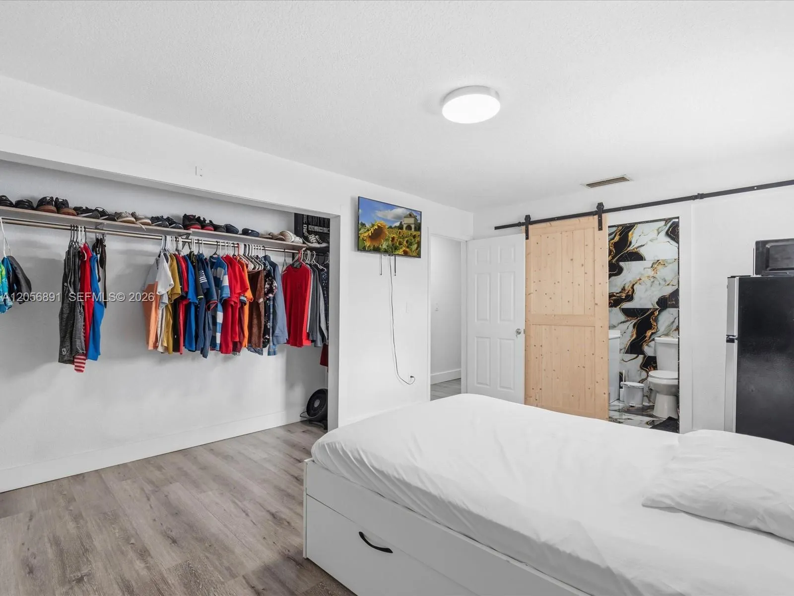 827 SW 3rd Street