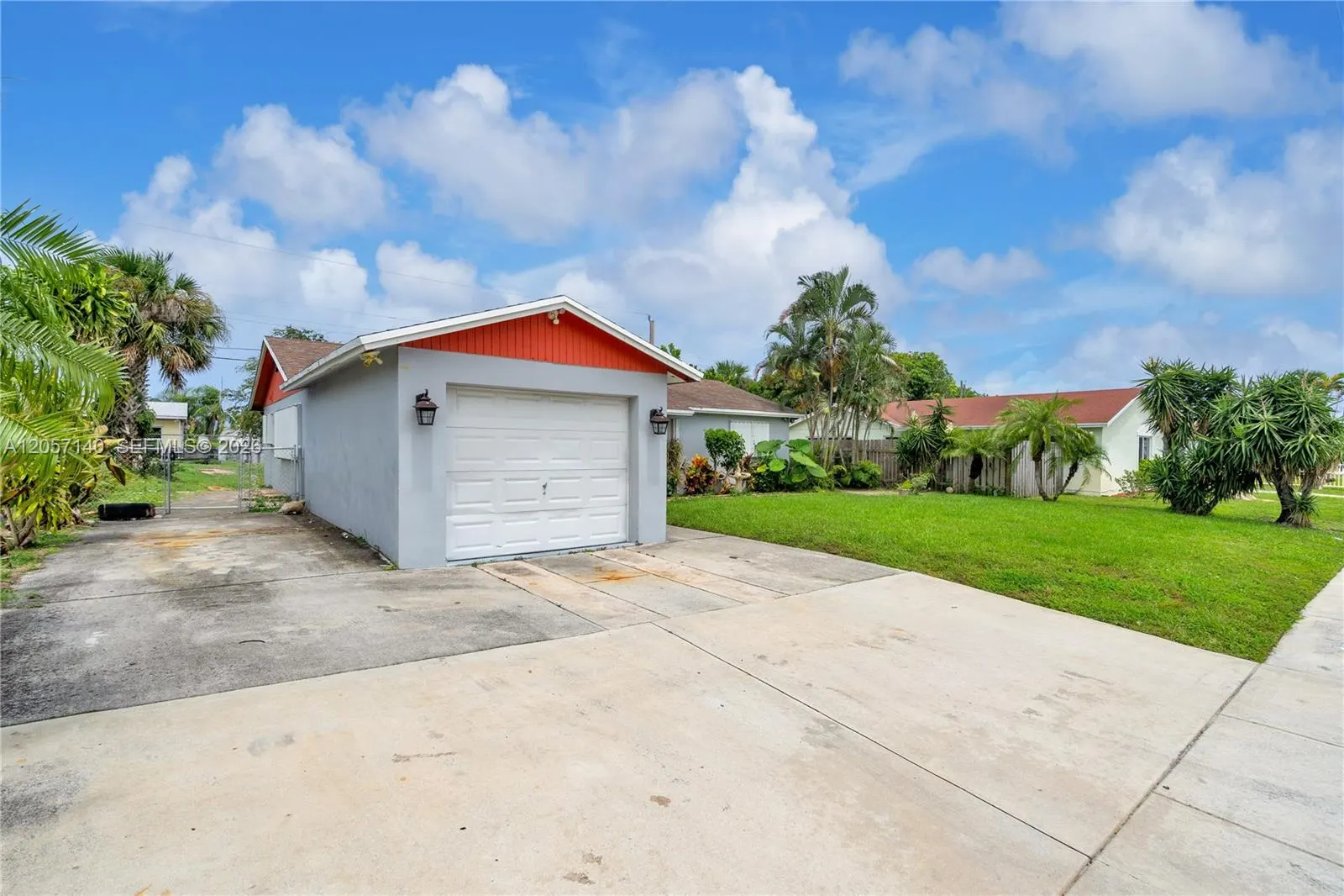 1320 W 26th Court