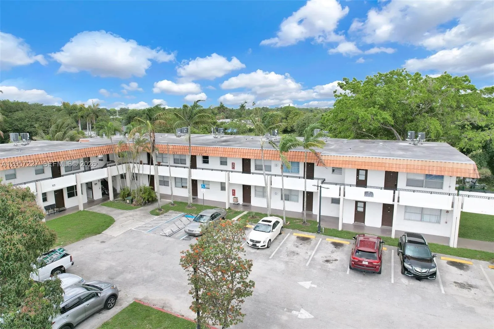 400 NW 65