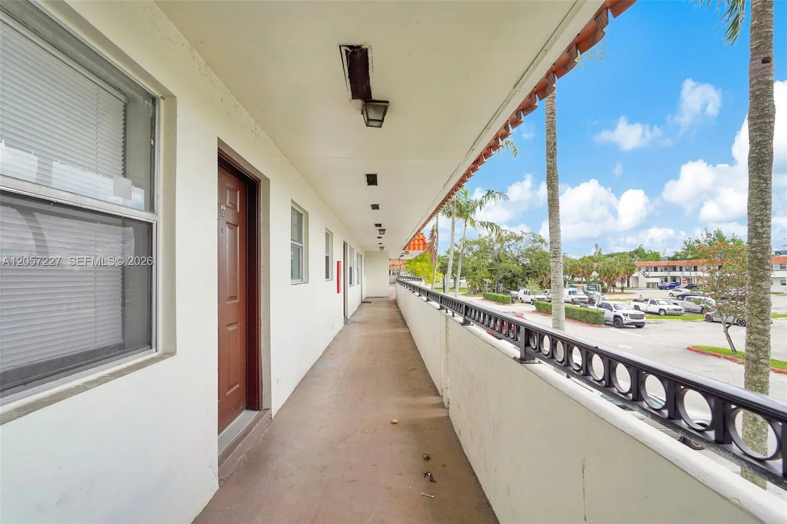 400 NW 65