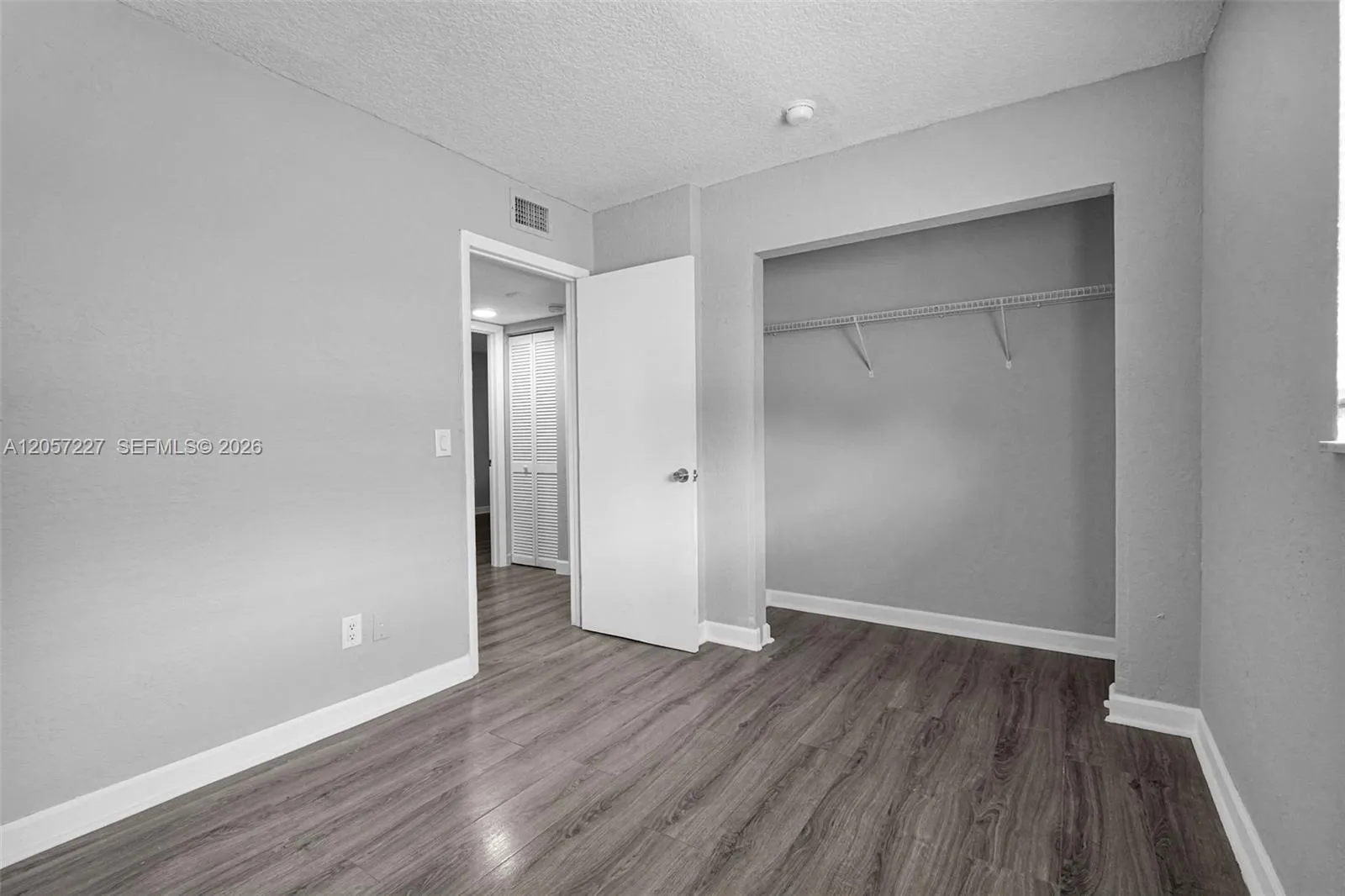 400 NW 65