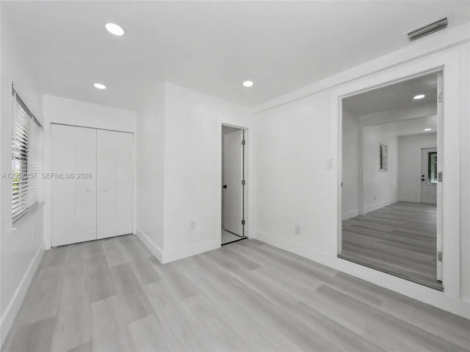 15694 NE 10th Court