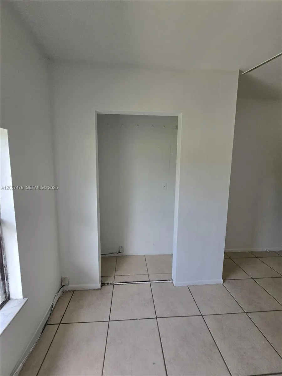 2816 9 Th SW