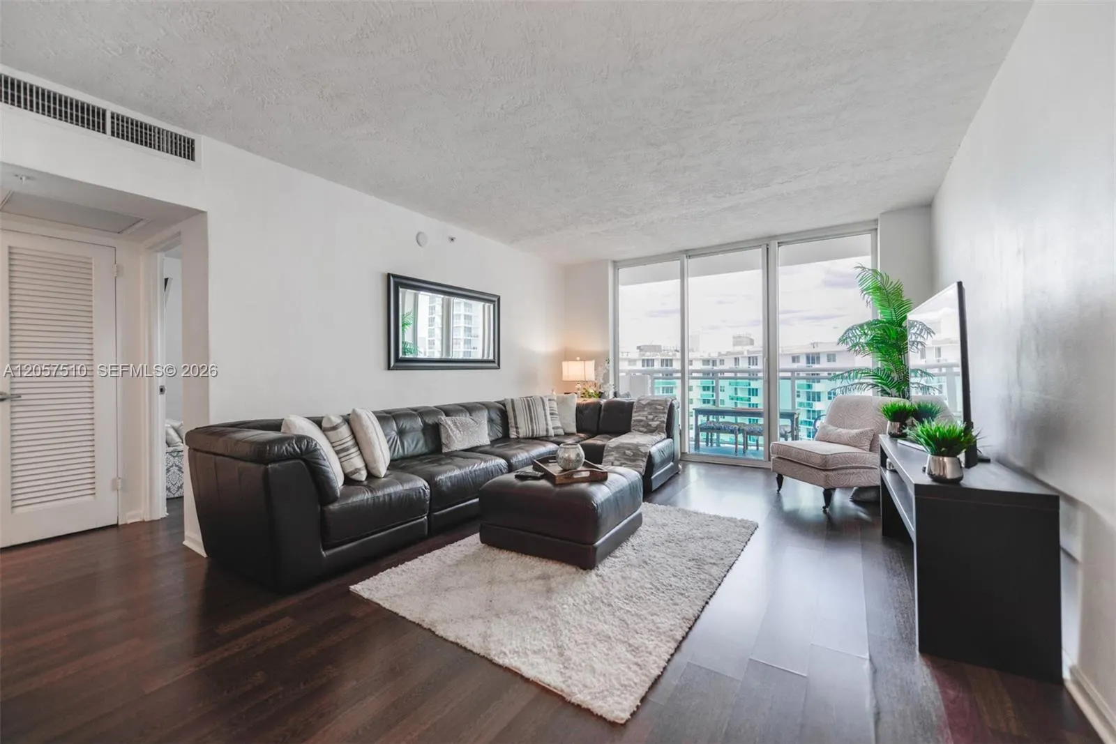 3000 S Ocean Drive #1506