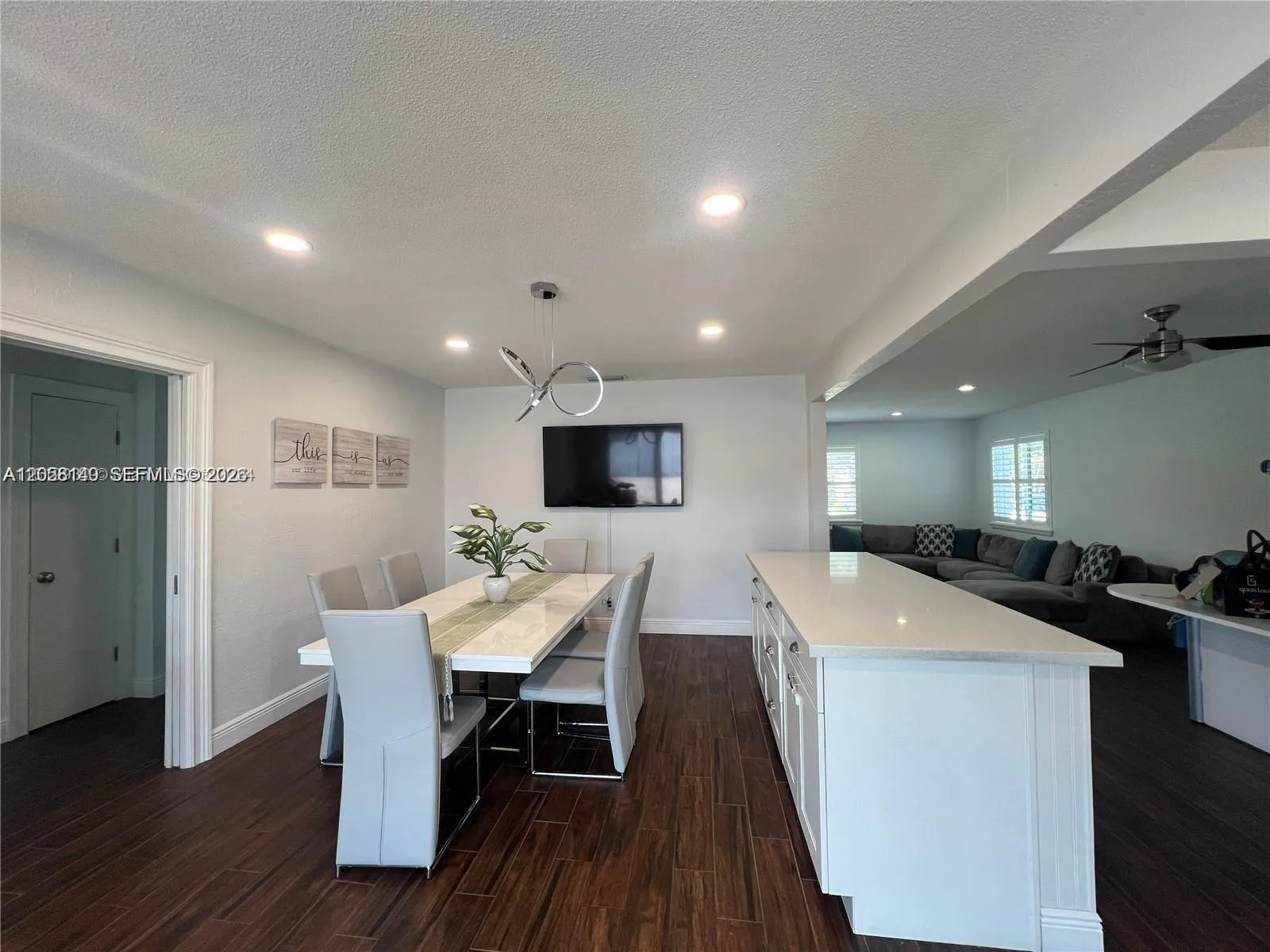 4081 Lake Drive