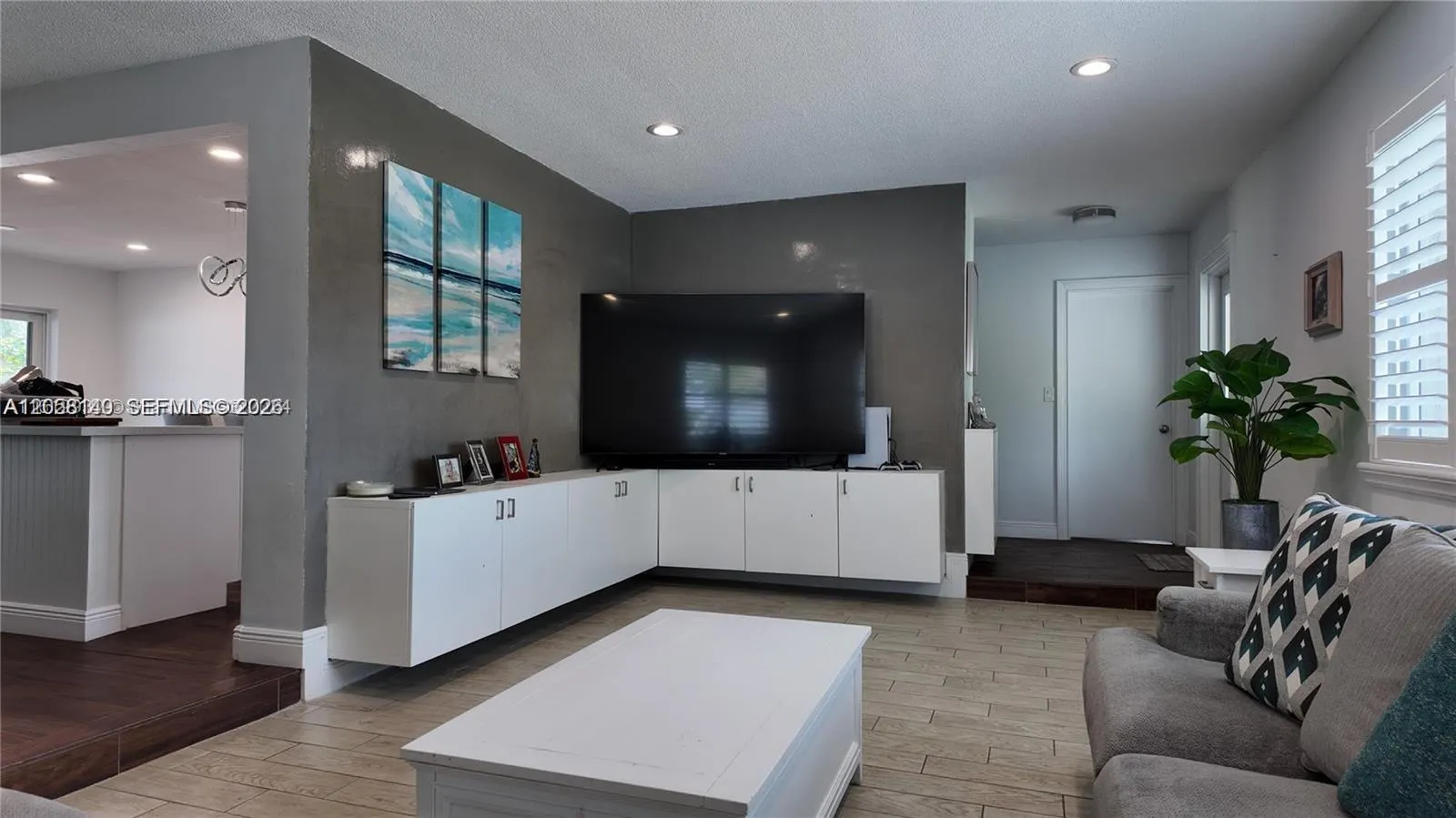 4081 Lake Drive