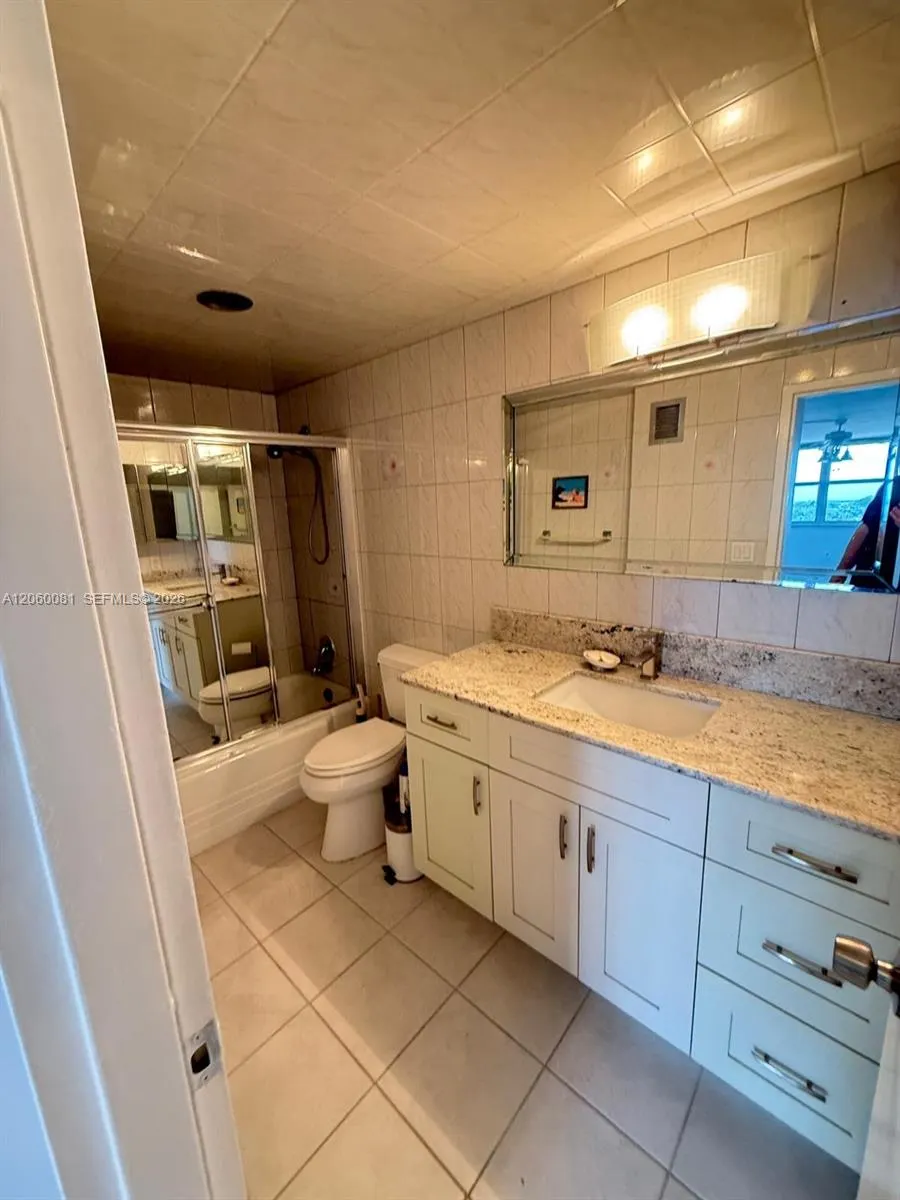 5825 Collins Avenue #7B