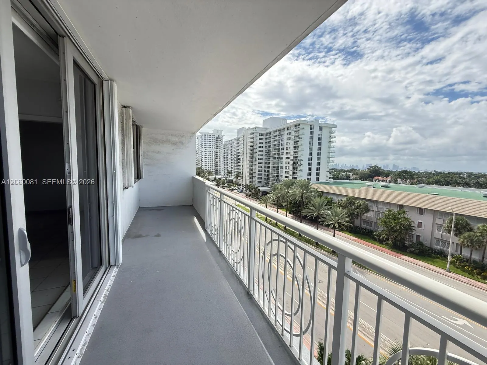 5825 Collins Avenue #7B
