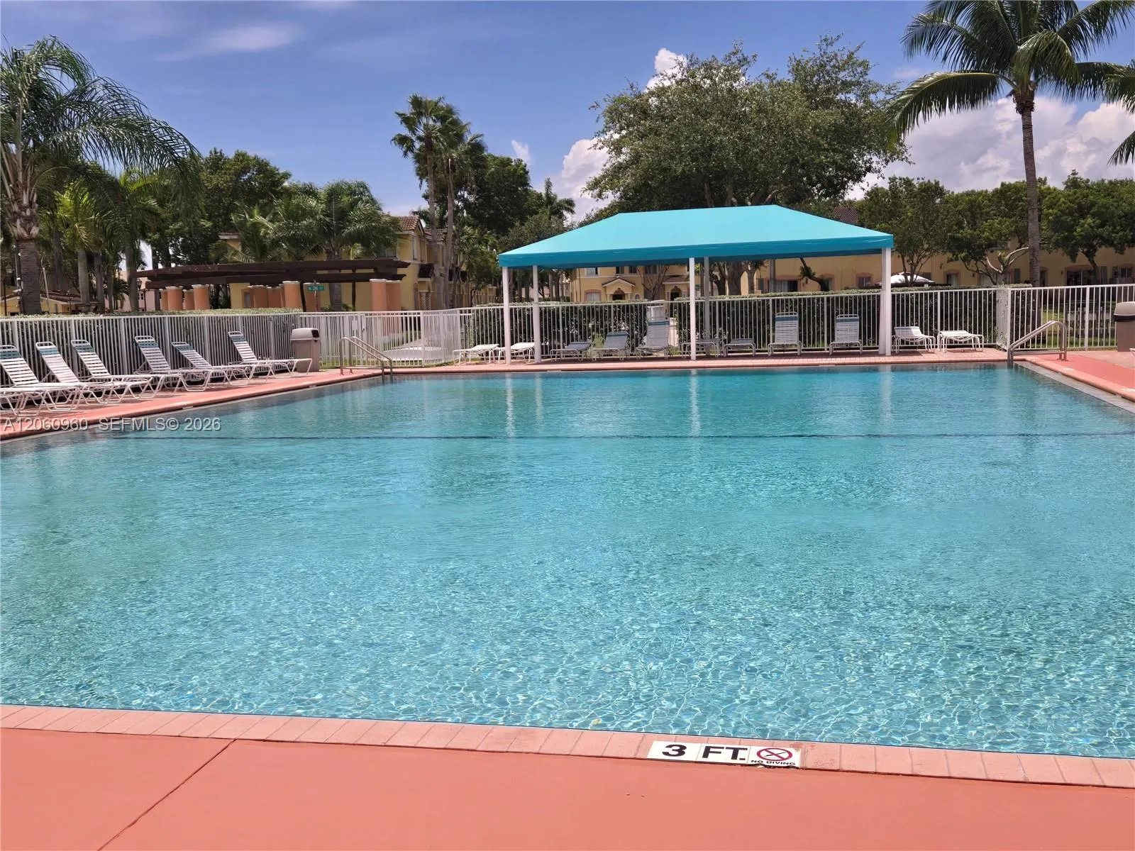 2758 SE 17th Avenue #203