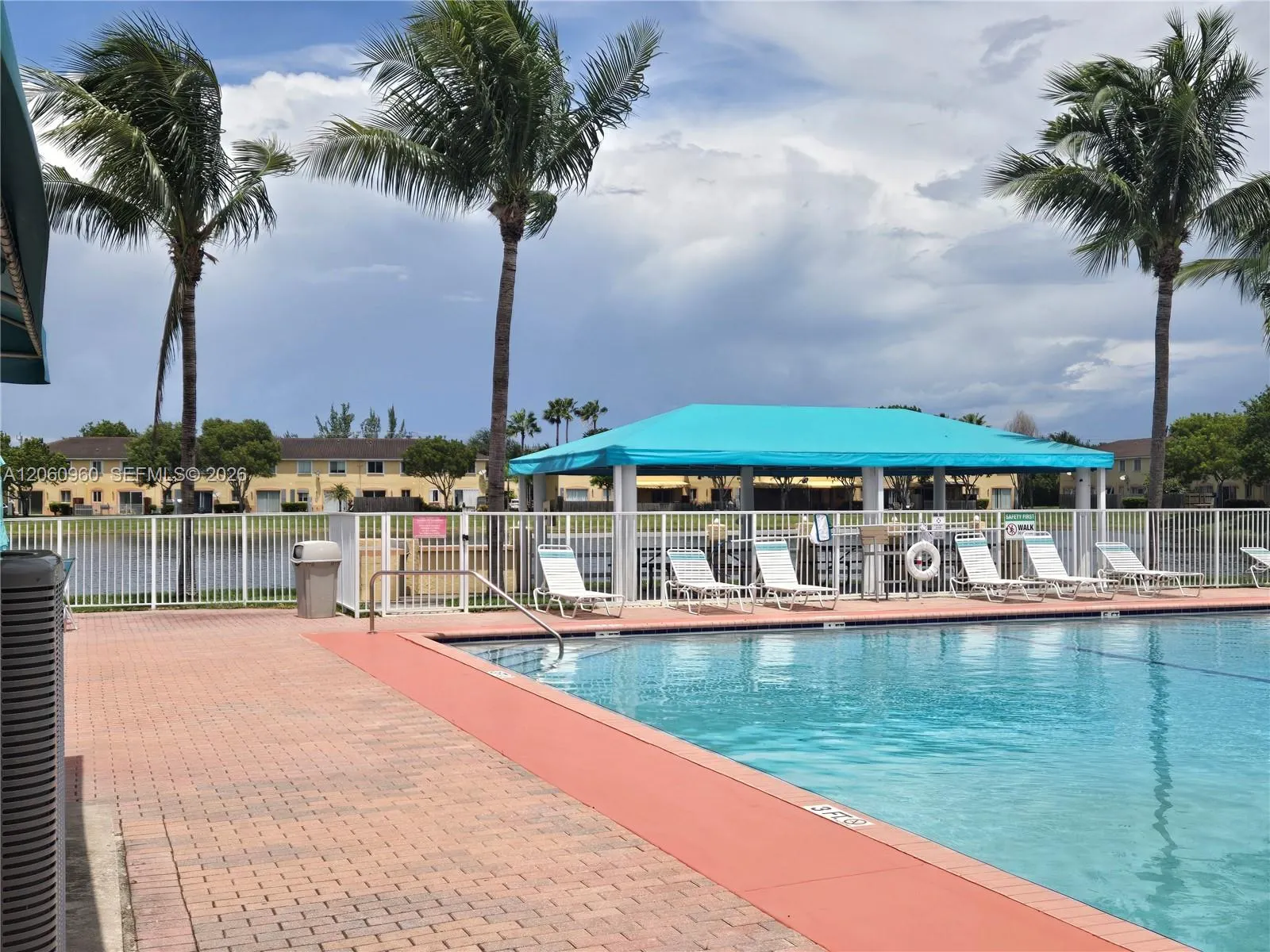 2758 SE 17th Avenue #203