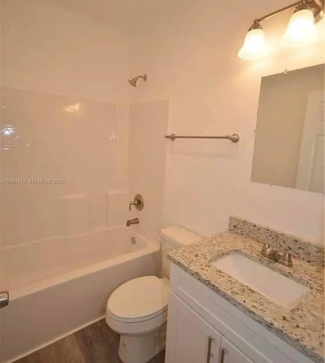 2221 Carver Avenue #N/A