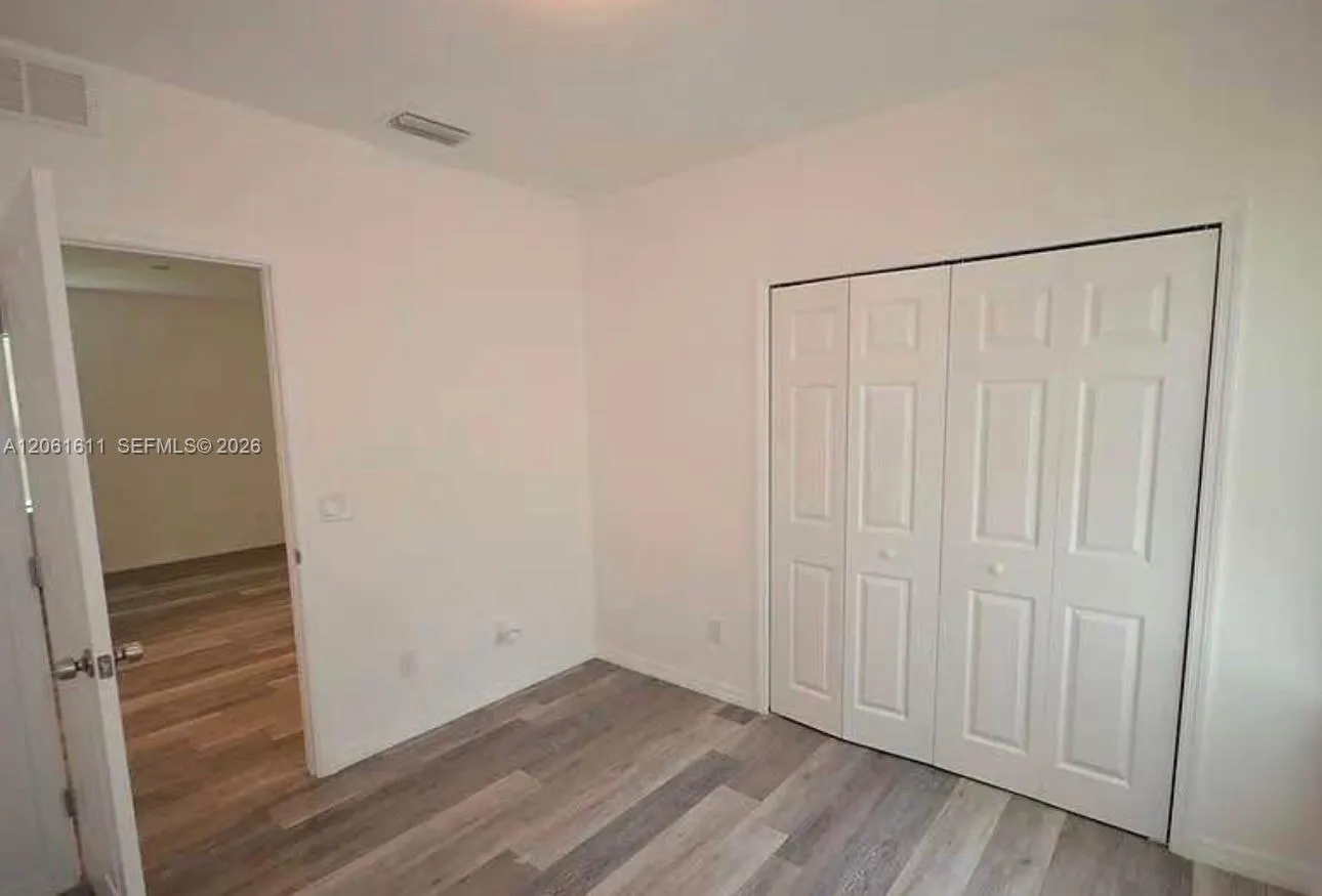 2221 Carver Avenue #N/A
