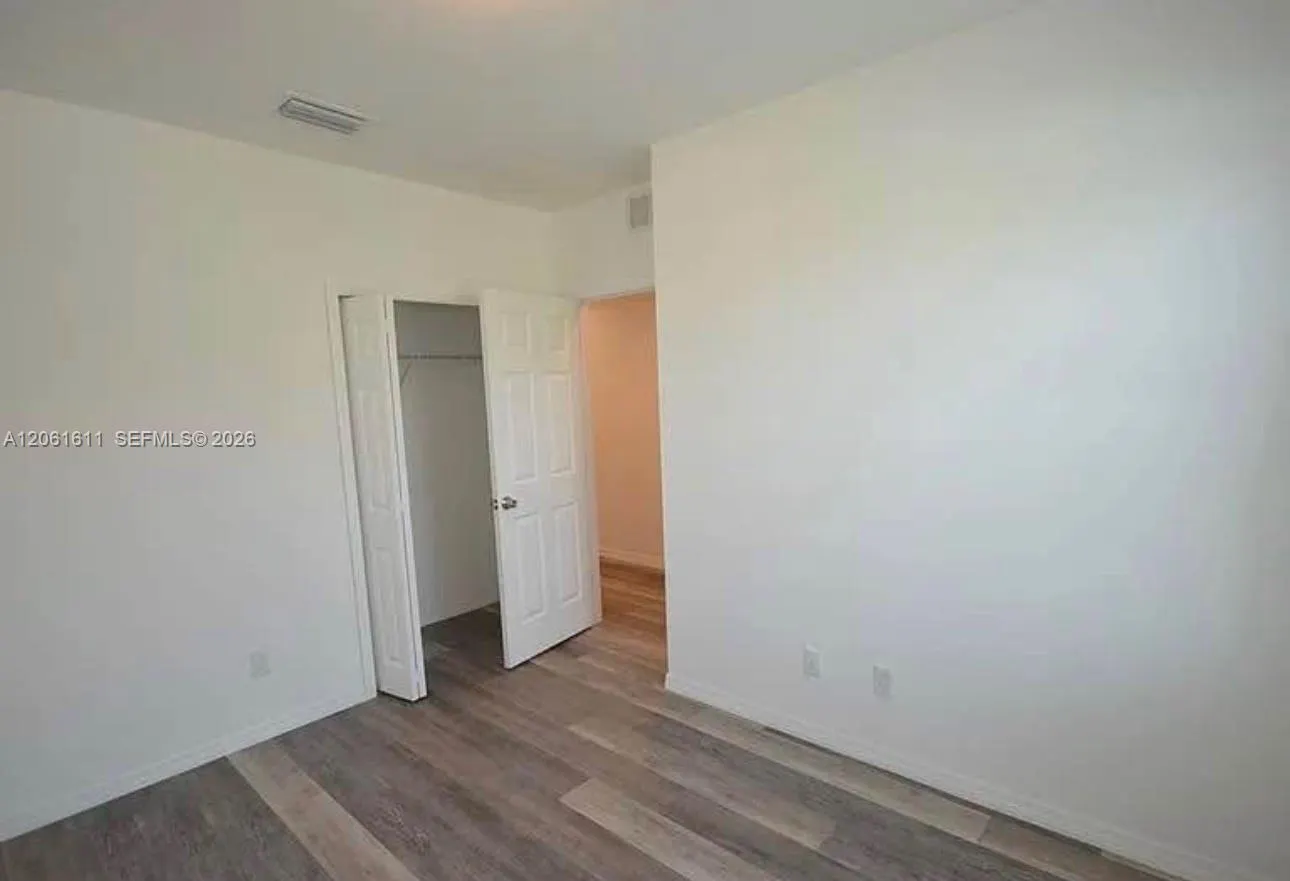 2221 Carver Avenue #N/A