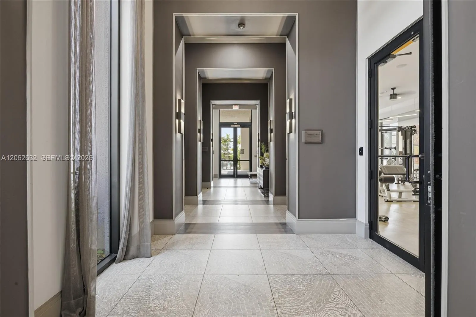 9000 Lakeview Place