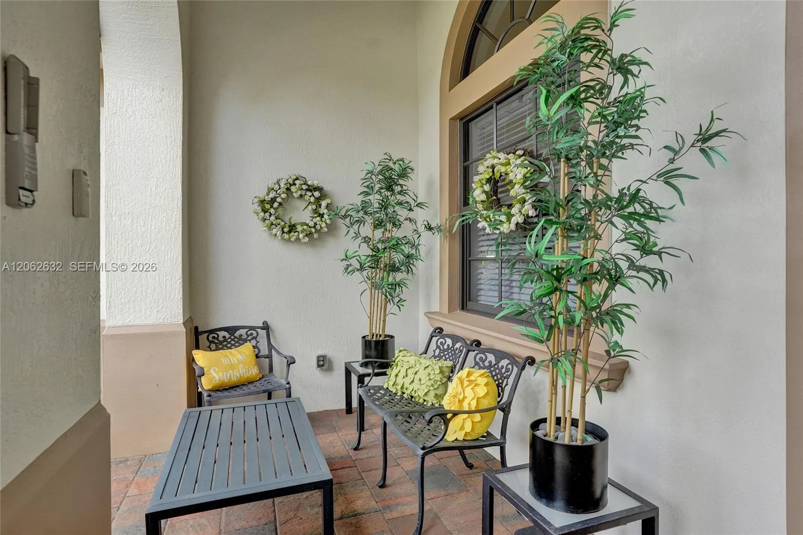 9000 Lakeview Place