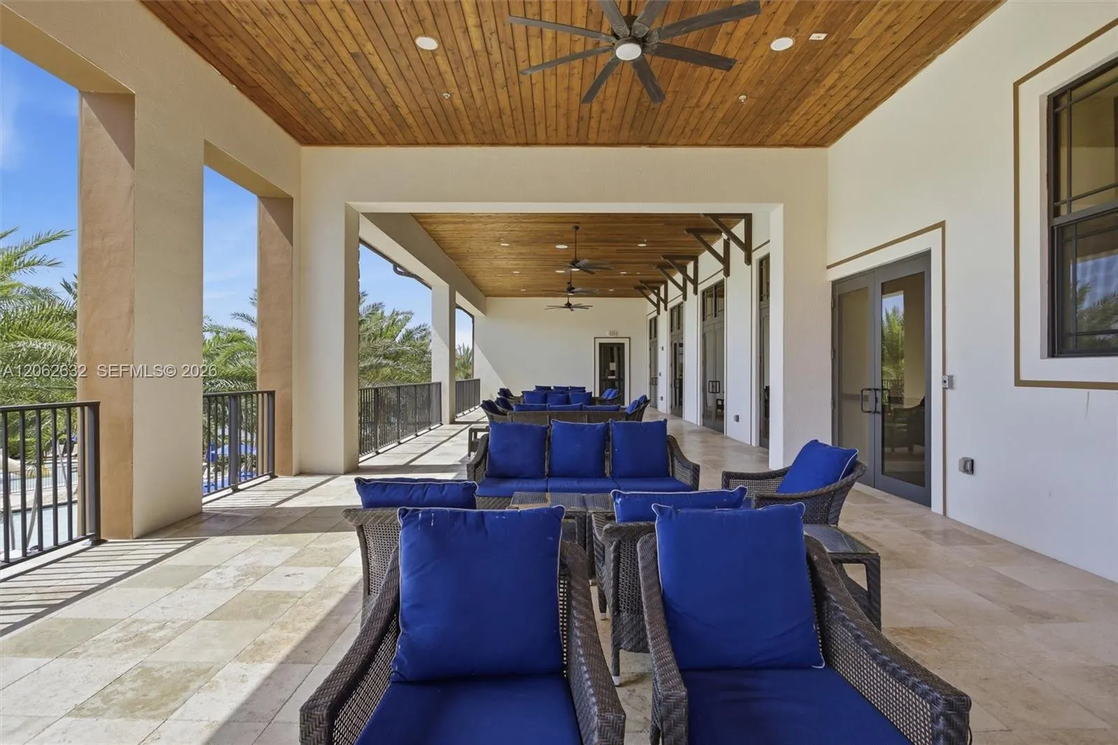 9000 Lakeview Place