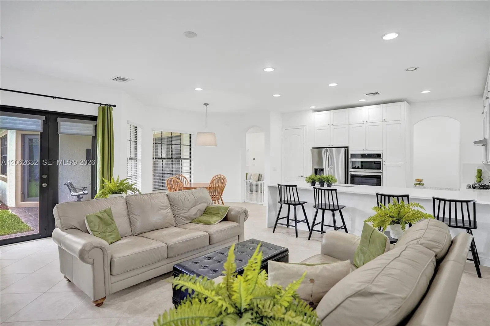 9000 Lakeview Place