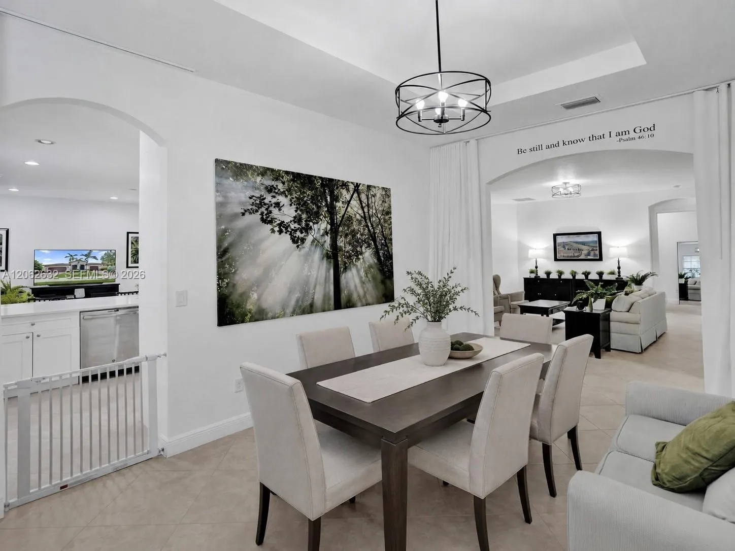 9000 Lakeview Place