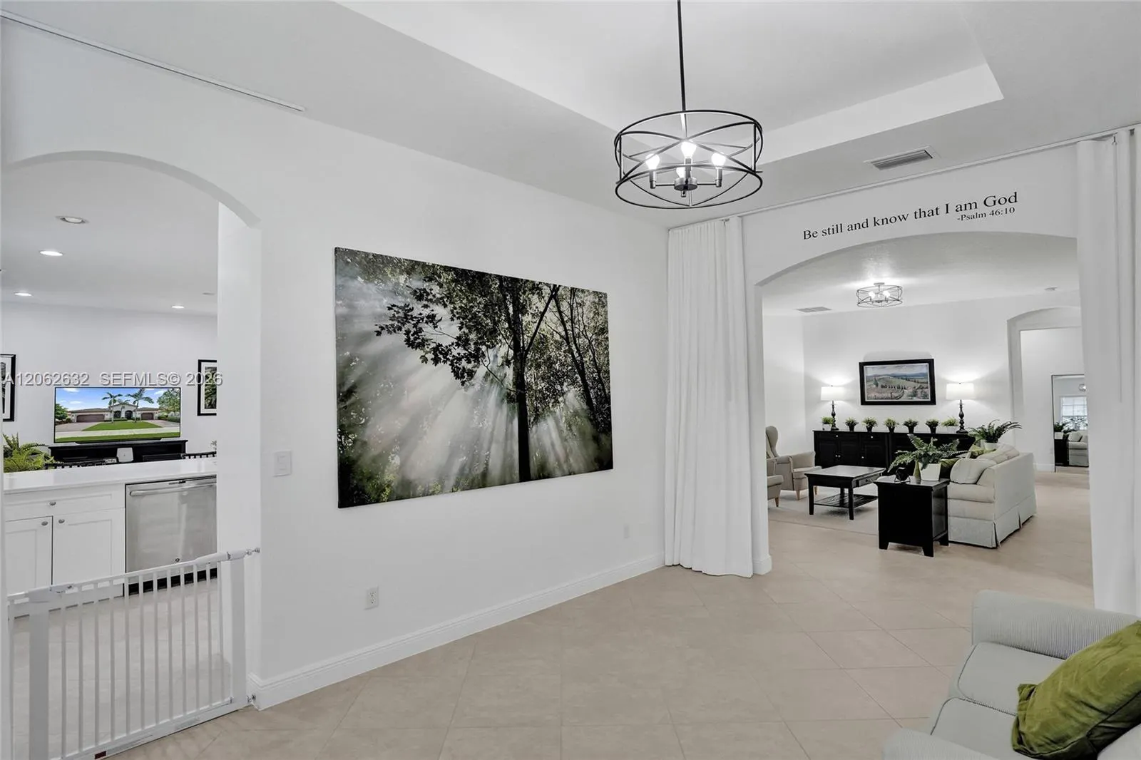9000 Lakeview Place