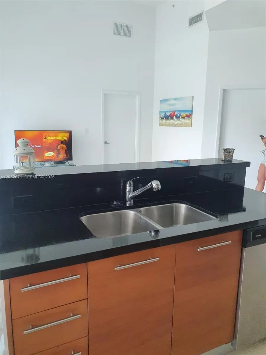 244 Biscayne Boulevard #202