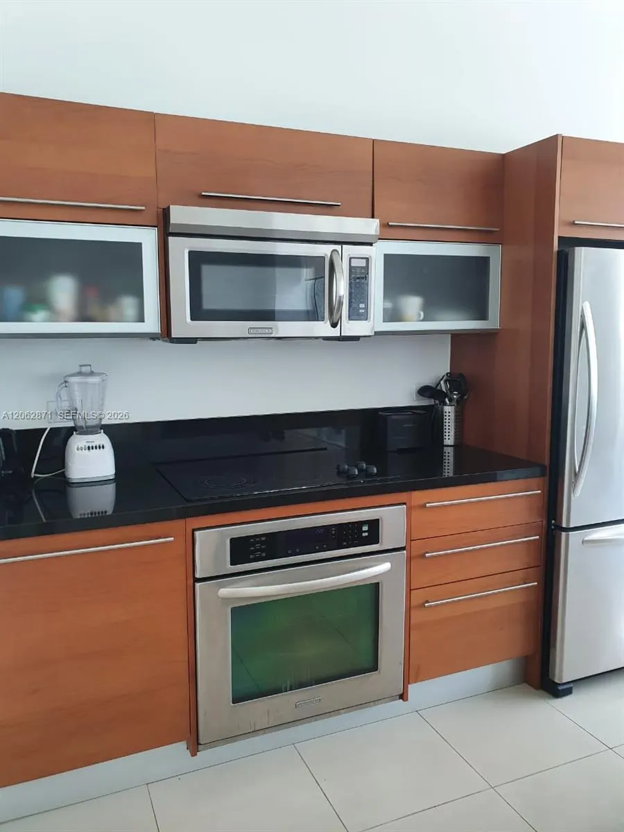 244 Biscayne Boulevard #202