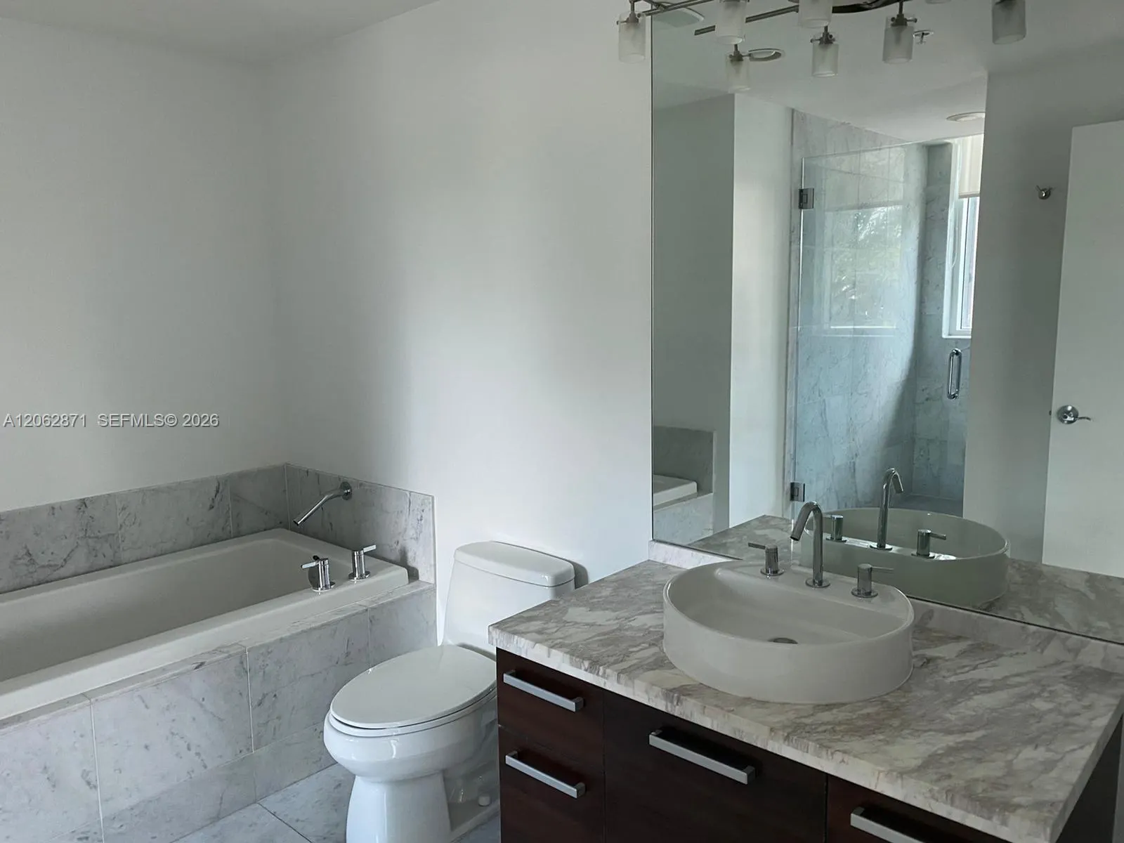 244 Biscayne Boulevard #202