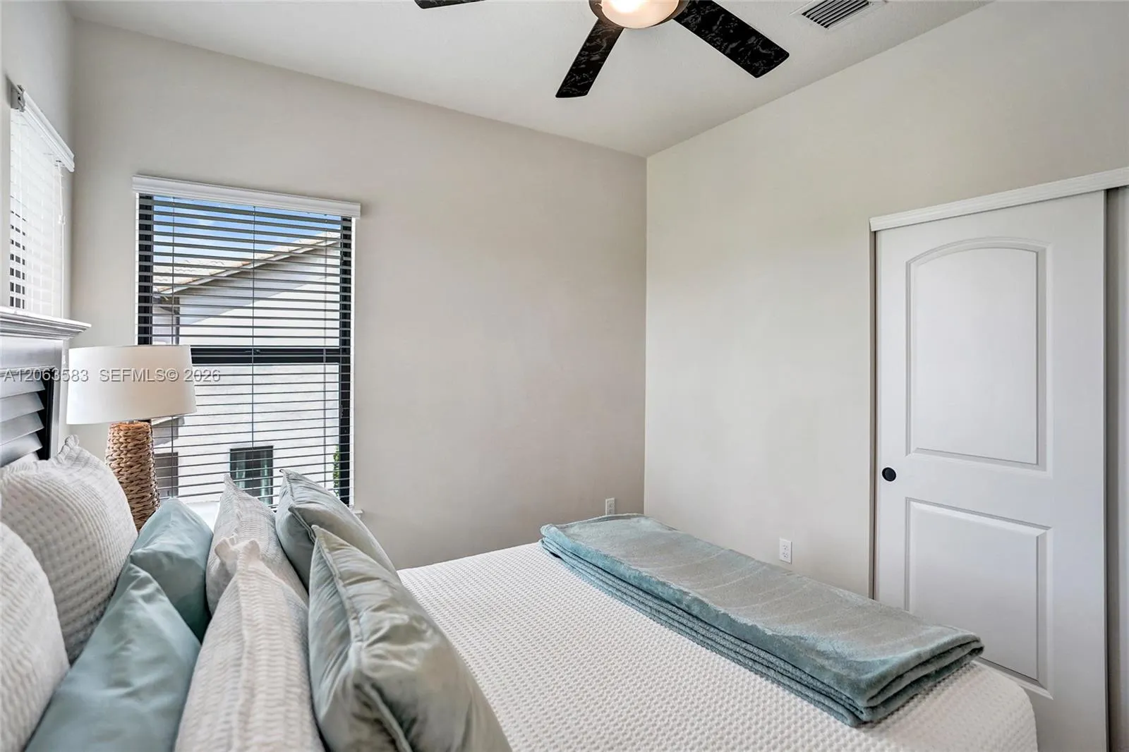8193 Cinch Way