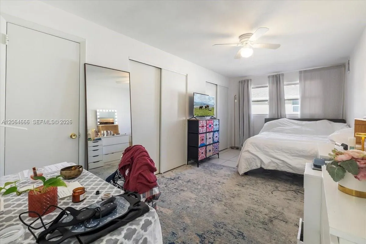 681/683 95th Avenue N