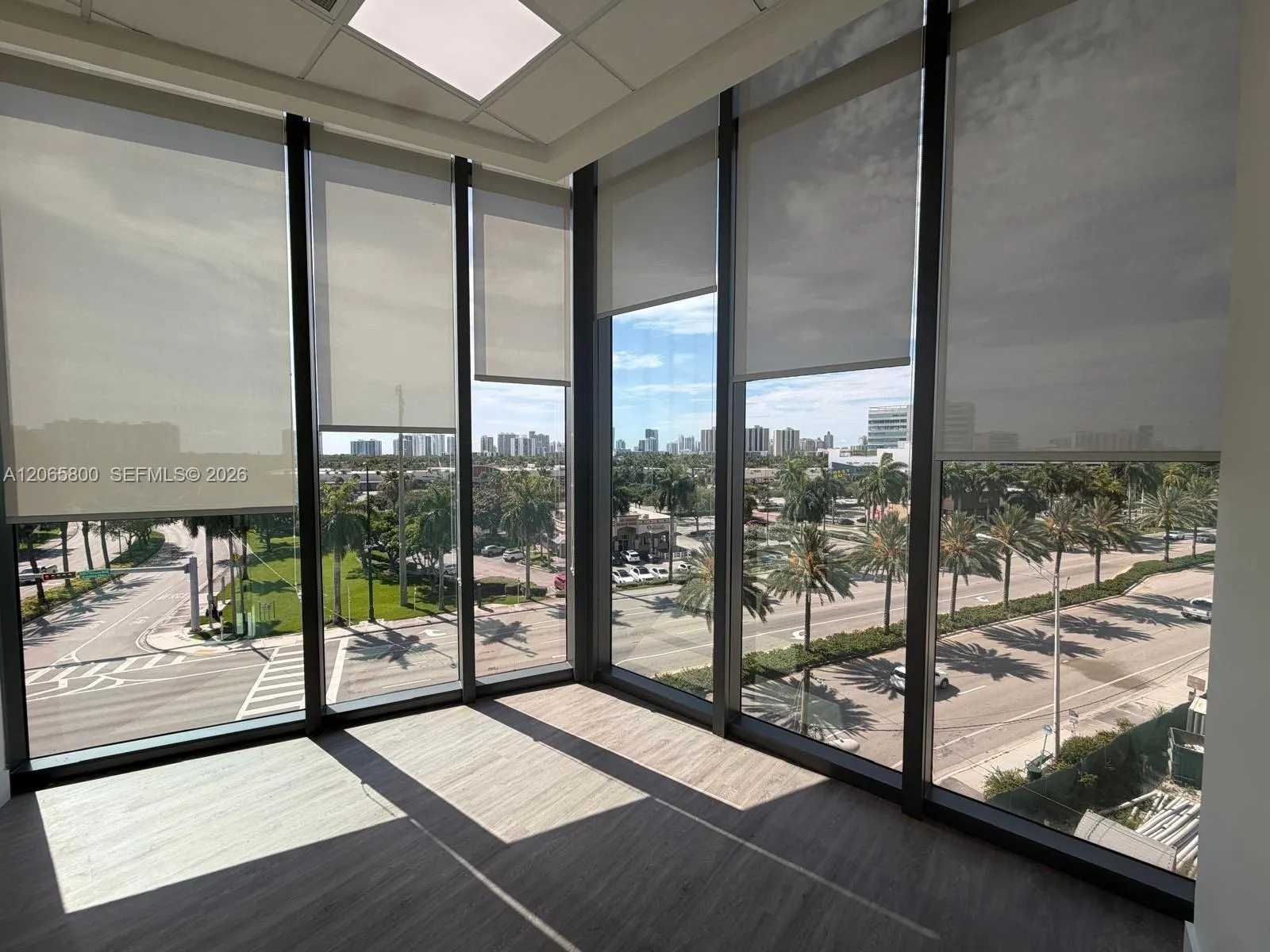 21290 Biscayne Boulevard #407