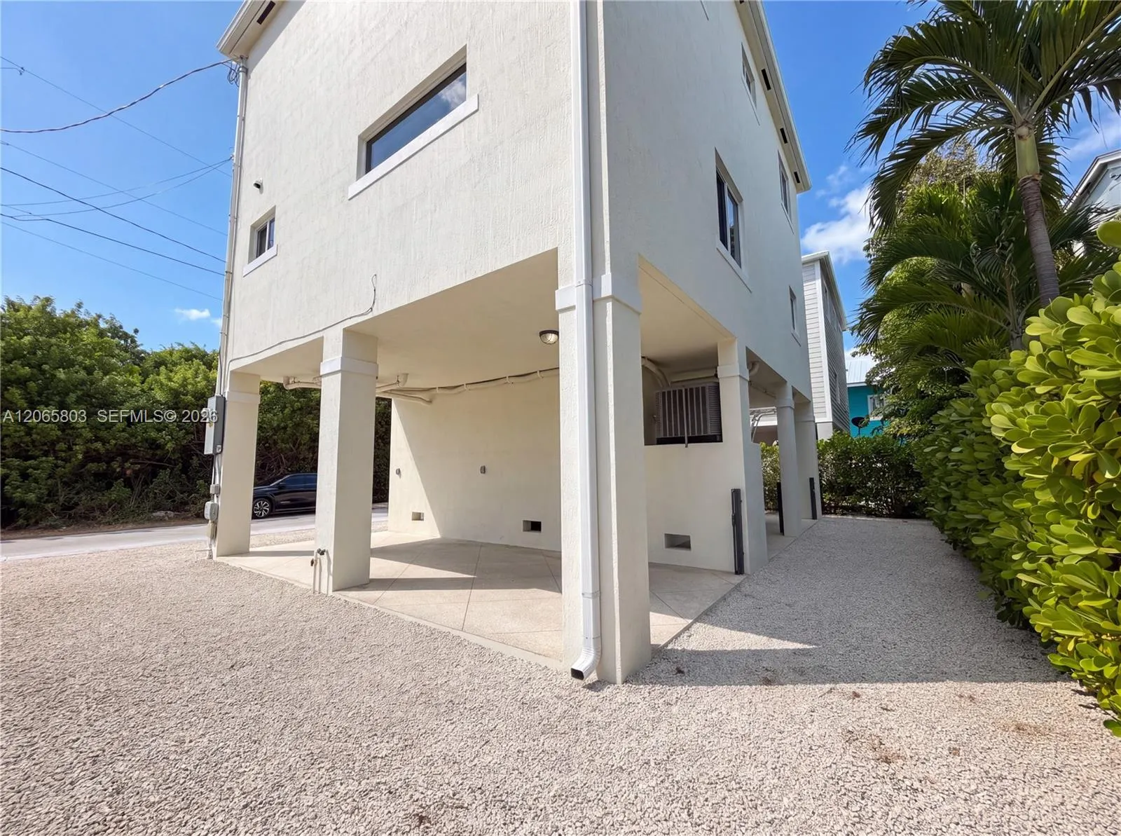 17 Lakeview Drive