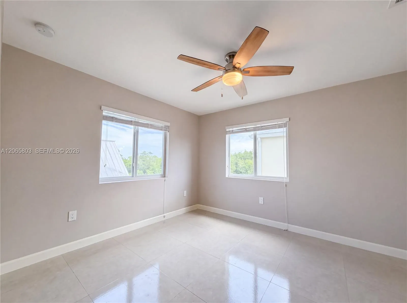 17 Lakeview Drive